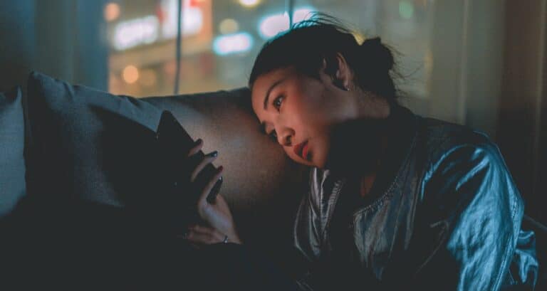 How to Help Adolescents Navigate the “Digital Infinity”